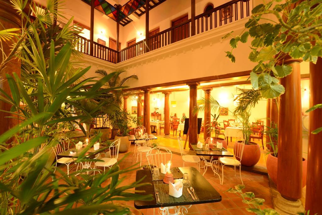 Maison Perumal Pondicherry - A Cgh Earth Experience Eksteriør bilde